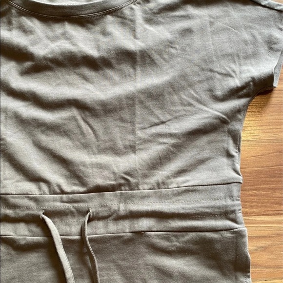 ❗️SOLD❗️Balance Athletica Ease Dress - Picture 2 of 9